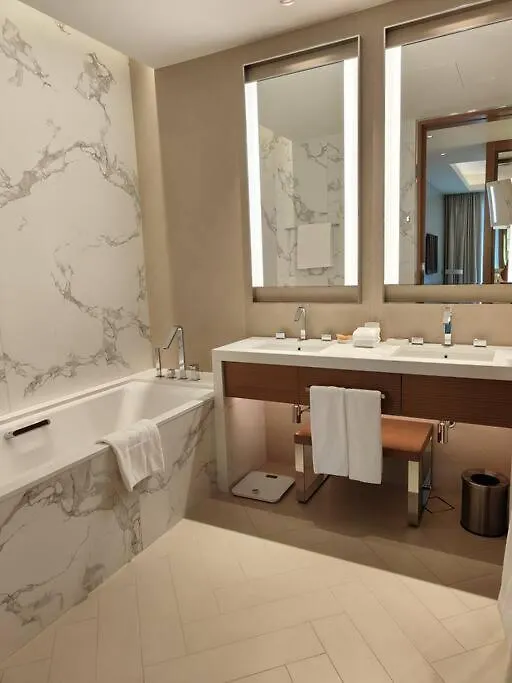 Luxury Of 1 Minute Walk To Burj Khalifa & D/Opera Apartment Dubai