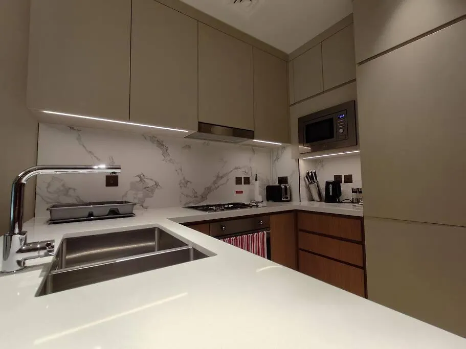Luxury Of 1 Minute Walk To Burj Khalifa & D/Opera Apartment Dubai United Arab Emirates